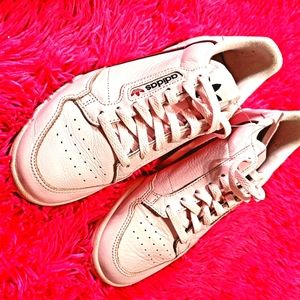 Addidas sneakers